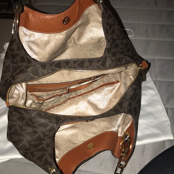 Brown Michael Kors hobo bag - Picture 3 of 4